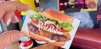 Shop & Dine Red Robin Image
